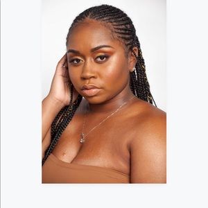 Meet your Posher, Ariana